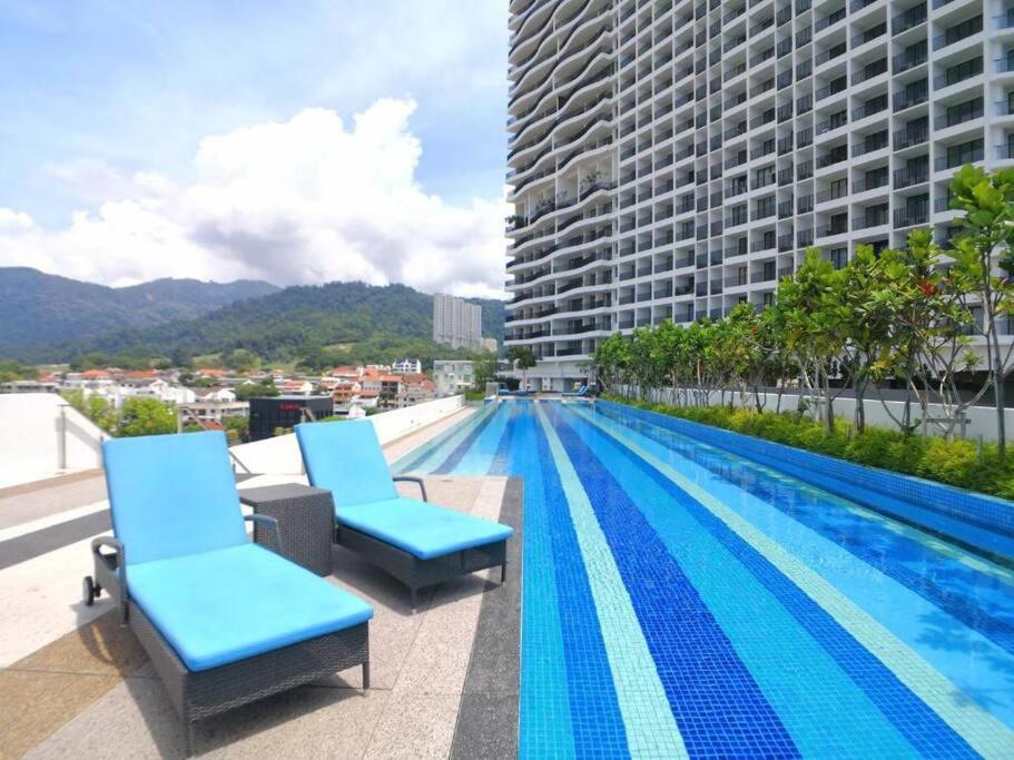 Deluxe Seaview Suite Twin Bed By The Only Bnb Tanjung Tokong Zewnętrze zdjęcie