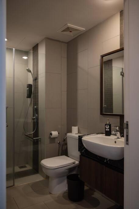 Deluxe Seaview Suite Twin Bed By The Only Bnb Tanjung Tokong Zewnętrze zdjęcie